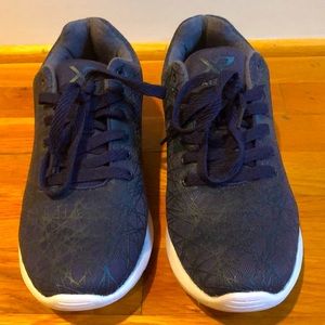 Men’s Size 11 Blue X-ray Brand Sneakers